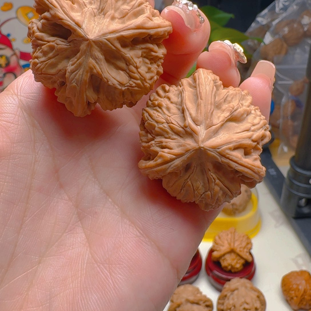 核桃把件39尺寸文山奔