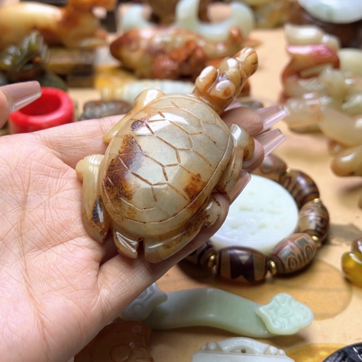 【闪购商品】蛇纹石玉颈饰未镶嵌