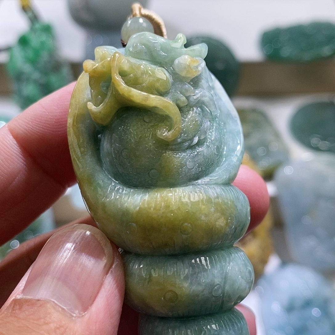 【闪购商品】翡翠颈饰未镶嵌111111111111