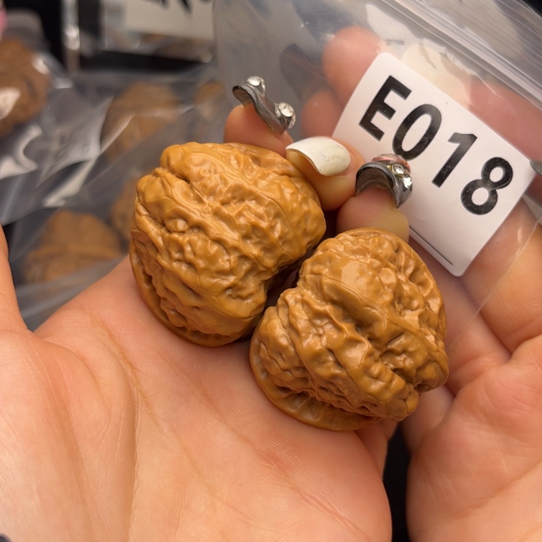 文玩核桃把件蛤蟆39