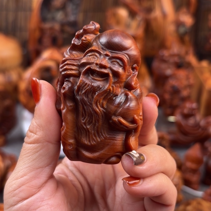 海***@太行崖柏手把件的设计和制作