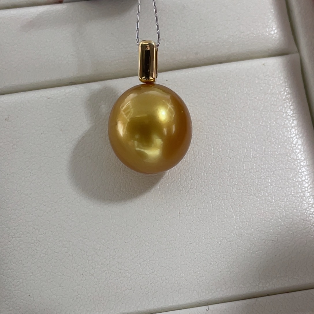 吊坠(不含链)18K金镶嵌海水珍珠13.3mm