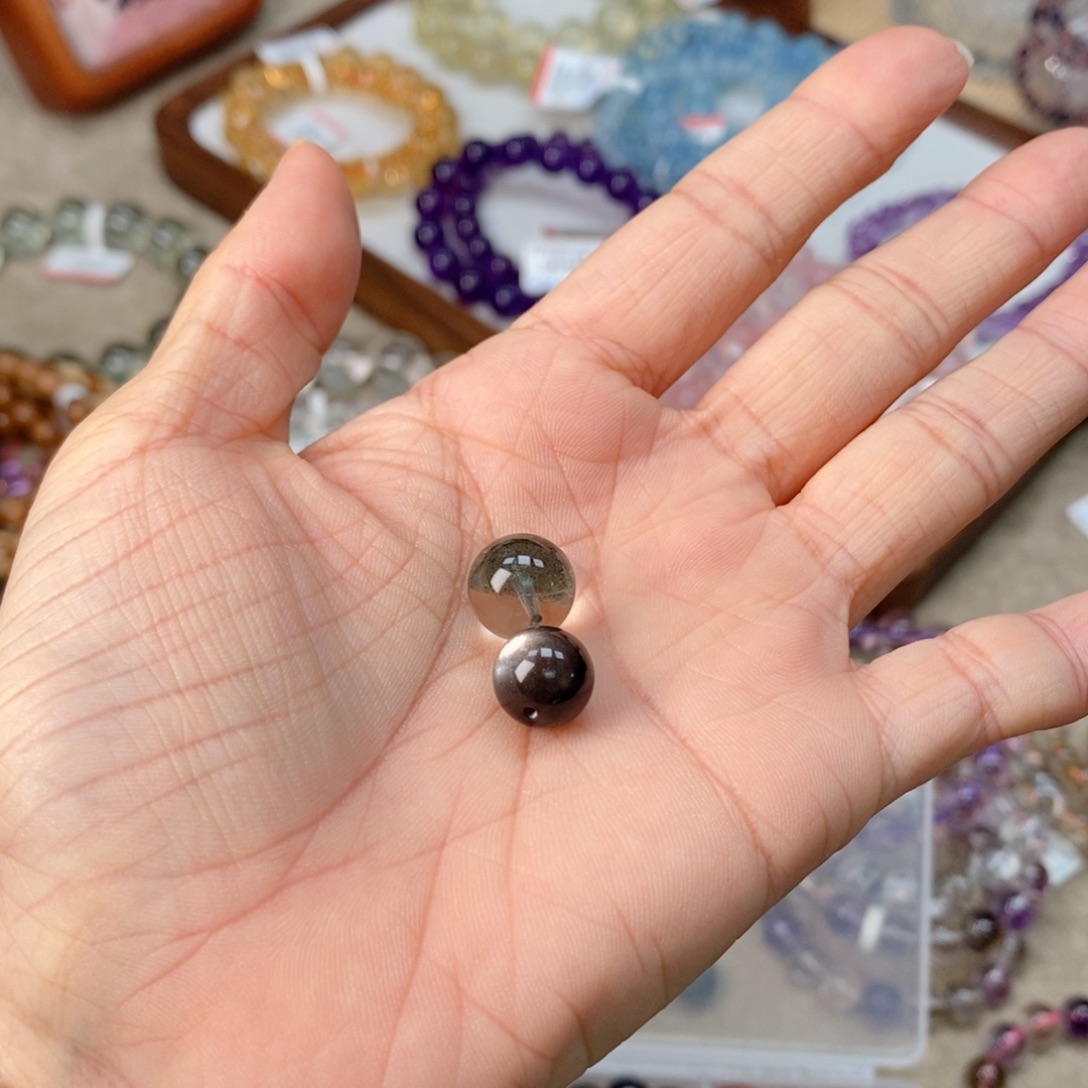 嫣***然手链水晶未镶嵌两颗珠珠绿幽灵，星耀石