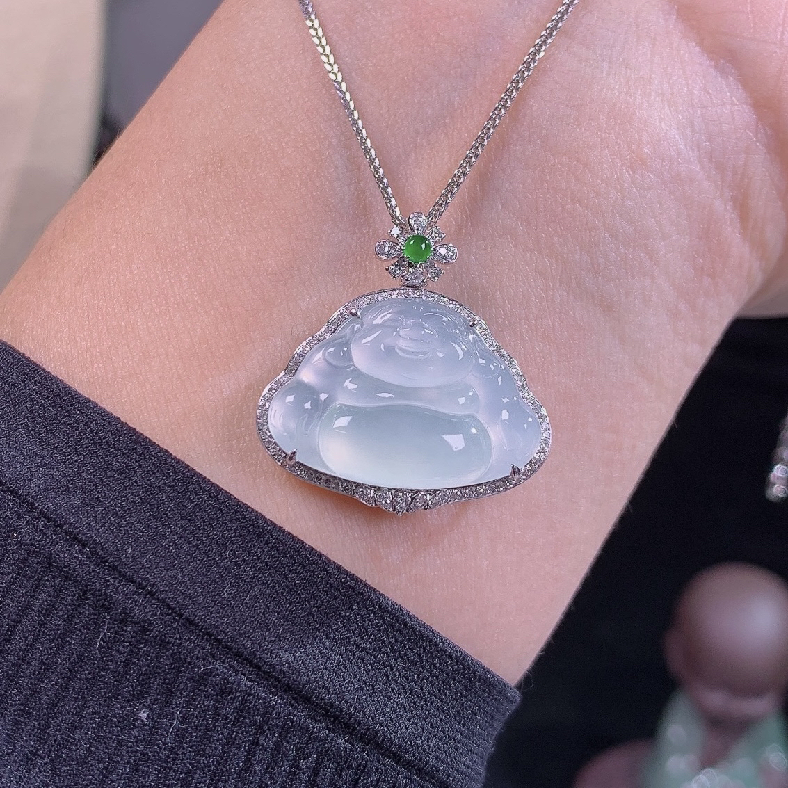 缅甸天然A货翡翠镶嵌18k金冰种老坑木那白冰佛公吊坠26.3×25×7.6