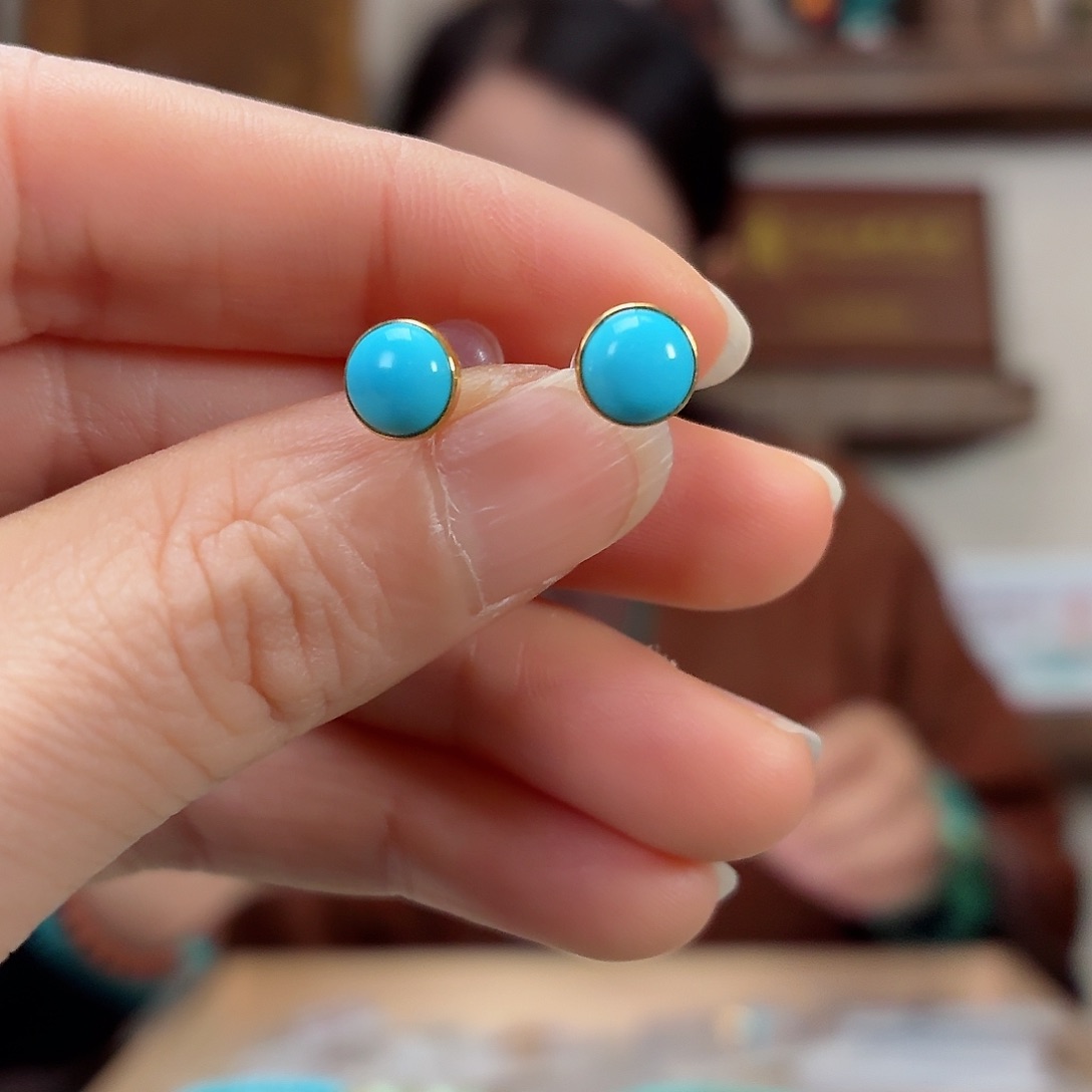 18K金镶嵌绿松石珠宝奇石