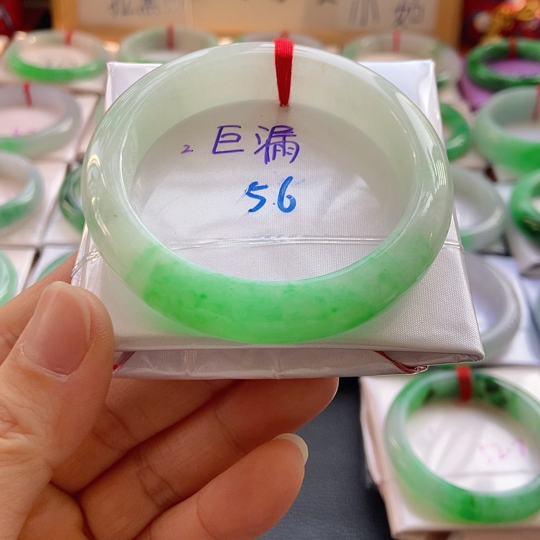 未镶嵌手镯翡翠2号