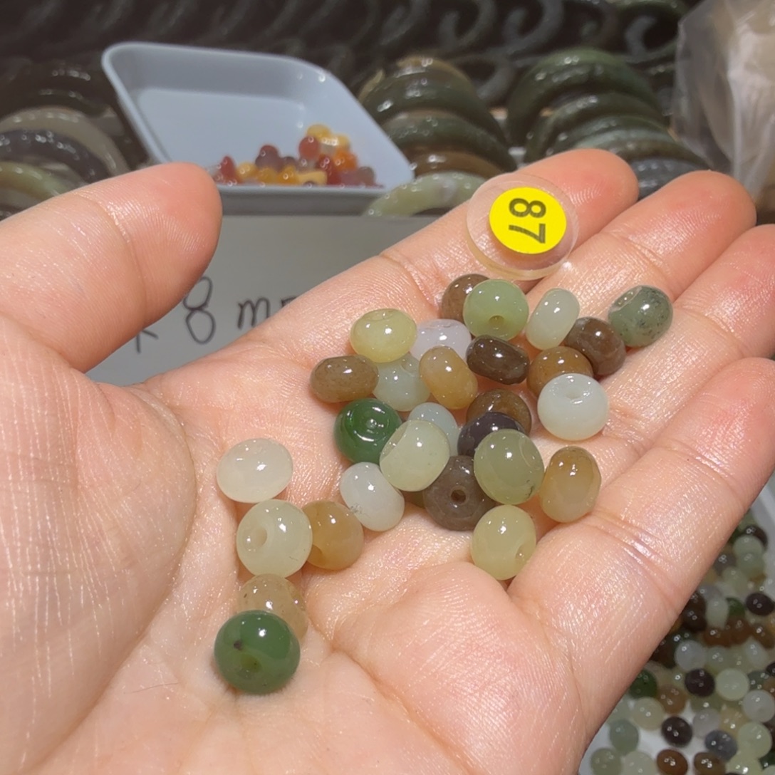 和田玉未镶嵌珠宝奇石