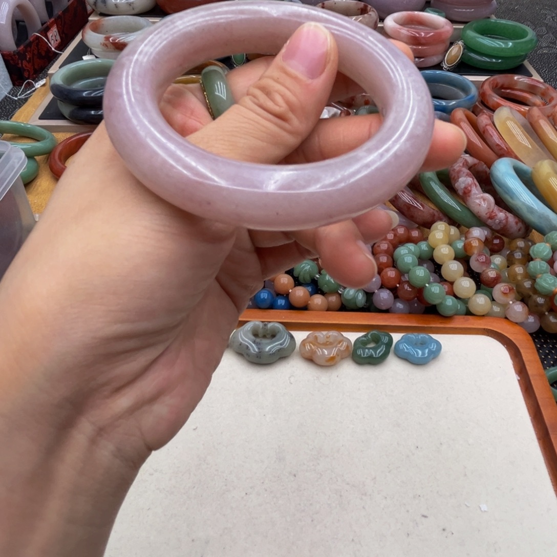 石英质玉未镶嵌圈口55