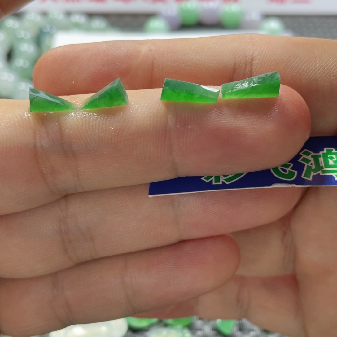 未镶嵌定制翡翠翡翠