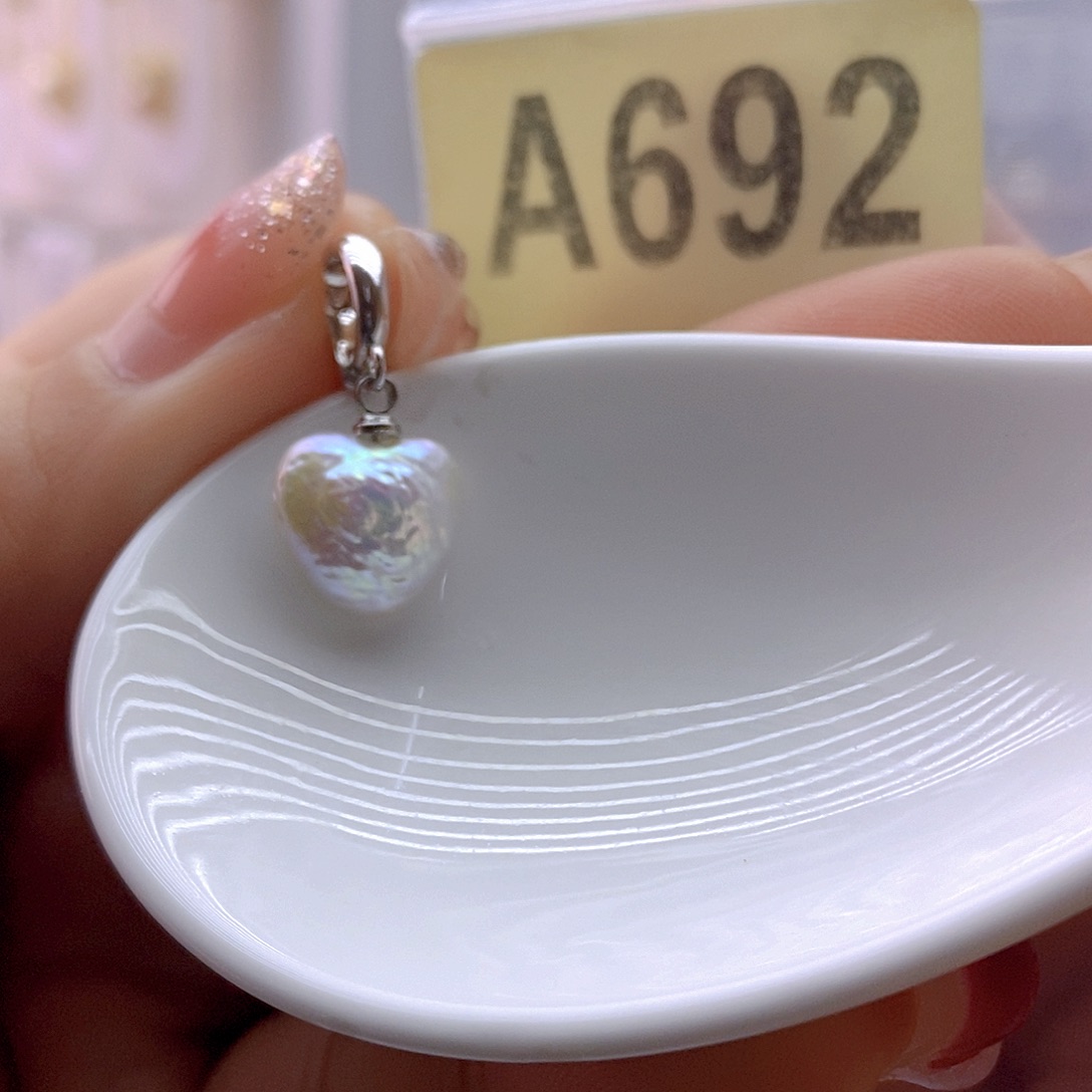 淡水珍珠颈饰未镶嵌