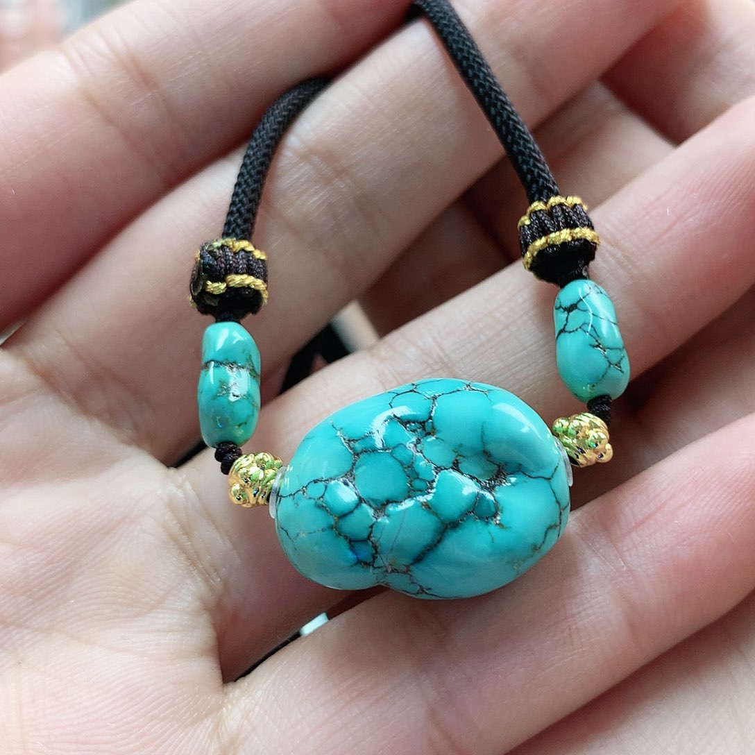 未镶嵌绿松石珠宝奇石