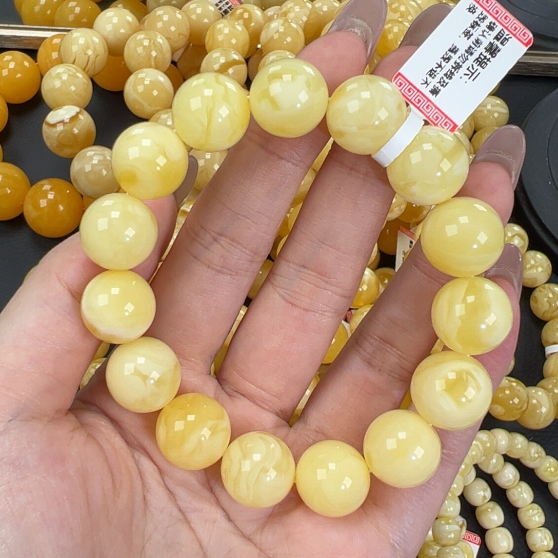 琥珀未镶嵌手链24.3白蜡妖花