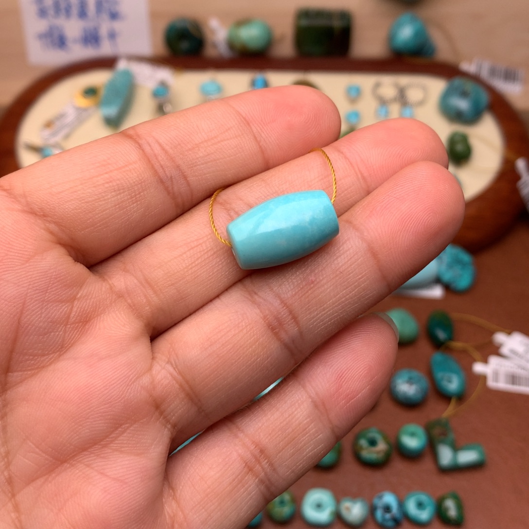 未镶嵌绿松石珠宝奇石