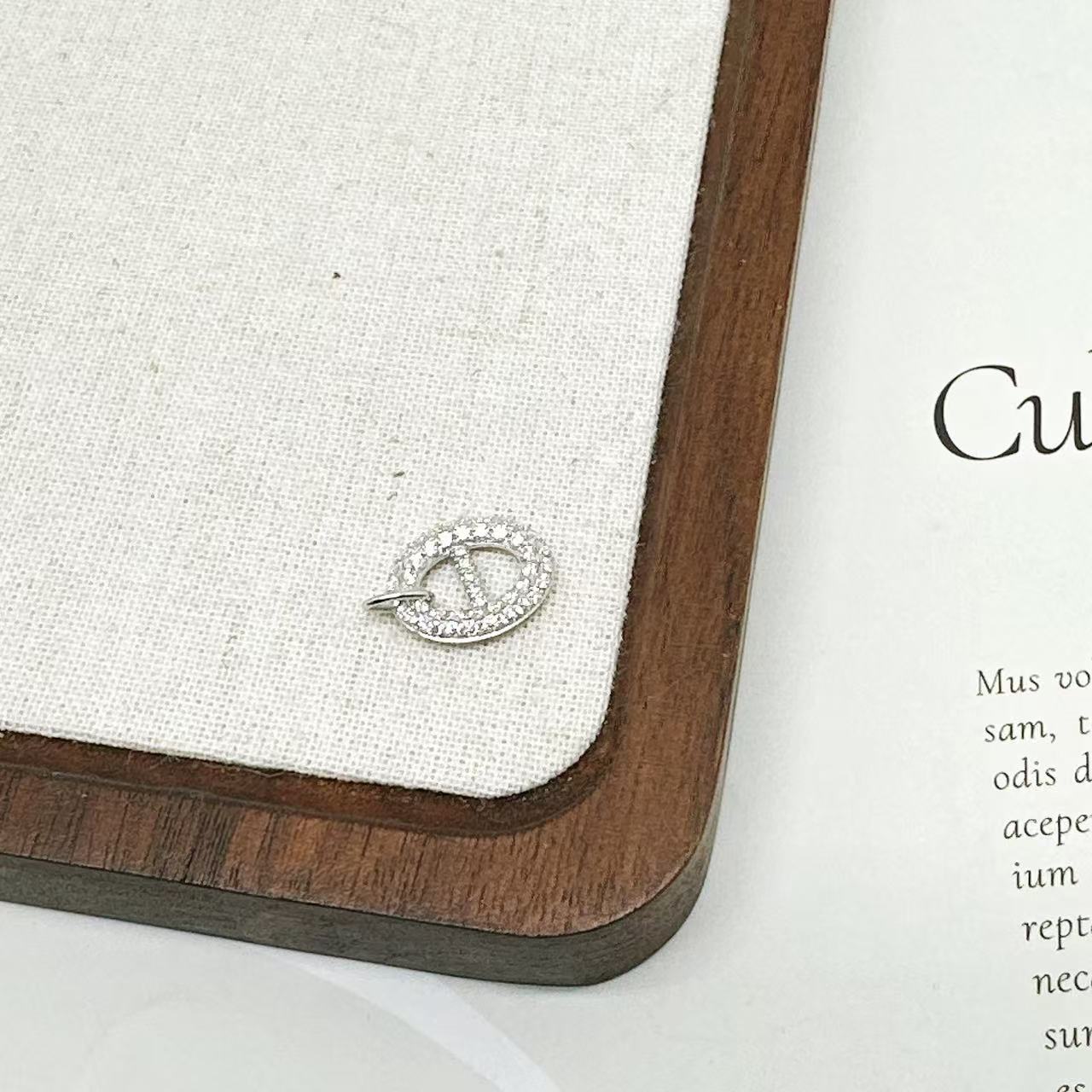 云珑铂金 铂金PT950 猪鼻时尚吊坠