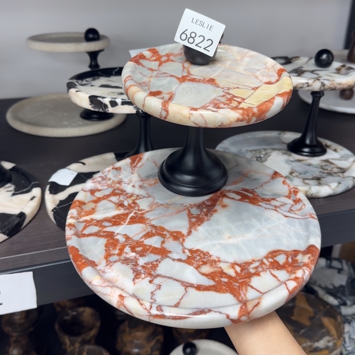 X822.             漏