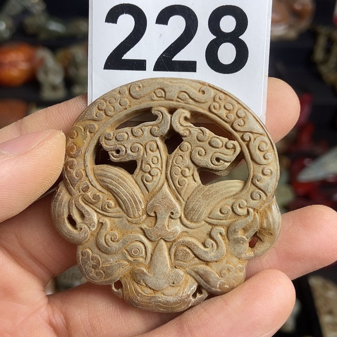 和田玉（糖玉）饰品未镶嵌