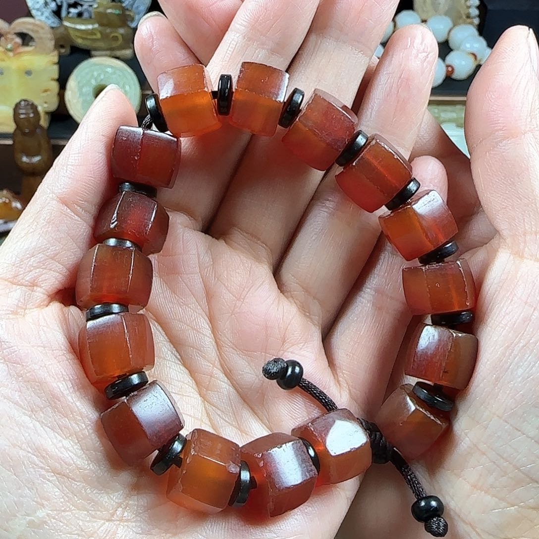 玛瑙/玉髓手链未镶嵌沁****雪