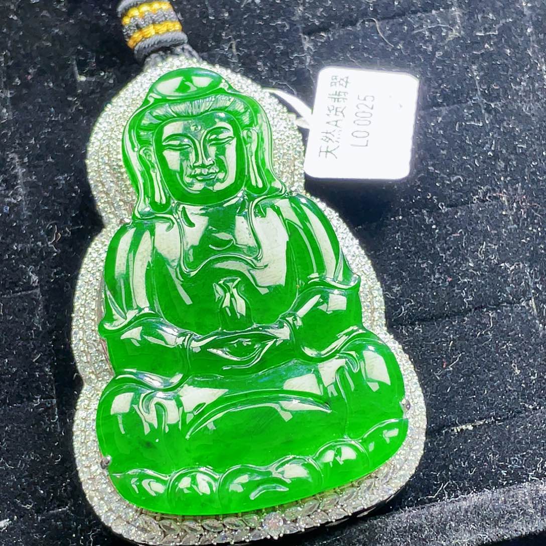 翡翠颈饰未镶嵌26，