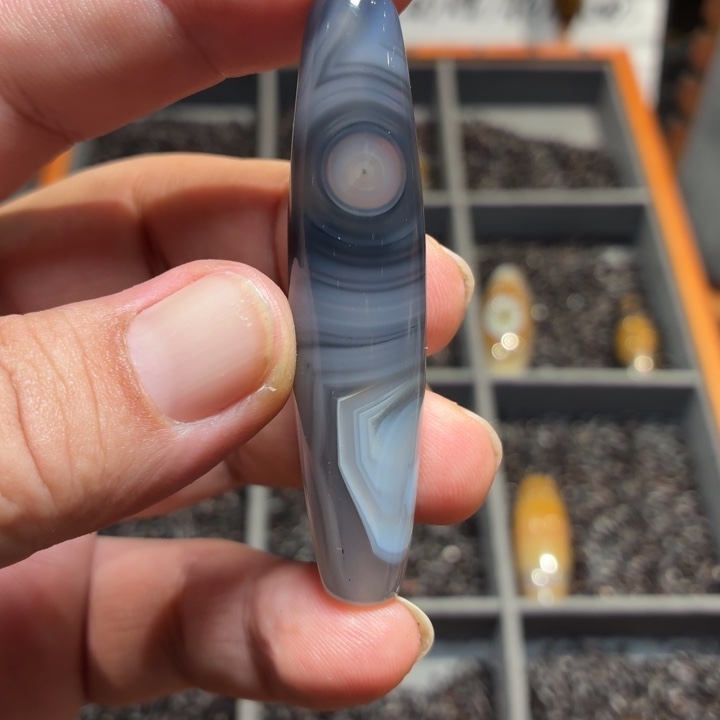 宗***施玛瑙/玉髓散珠_HEIMORI 天然天珠