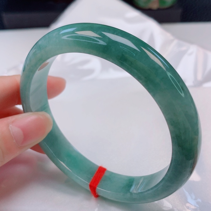 翡翠未镶嵌手镯58圈