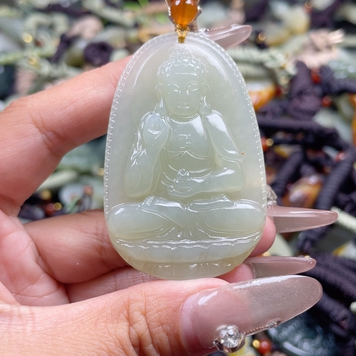 和田玉颈饰未镶嵌