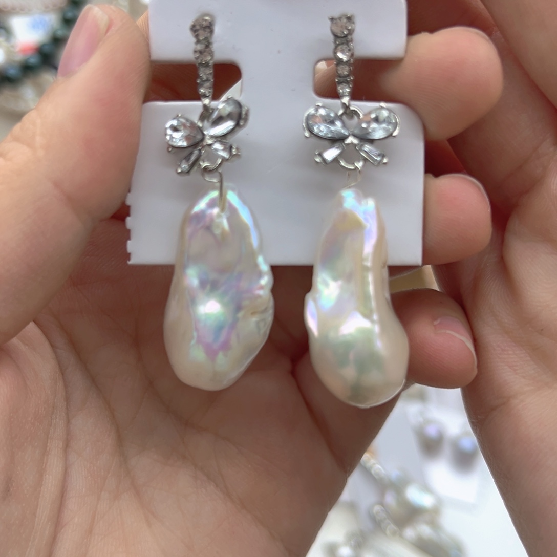 颈饰淡水珍珠未镶嵌