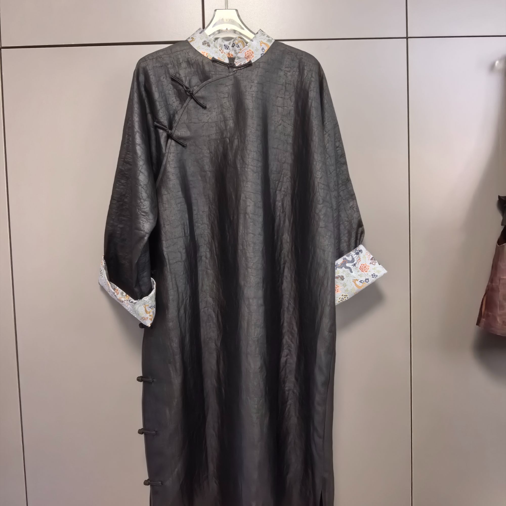 非遗传承人系列黑龟旗袍拼宋锦