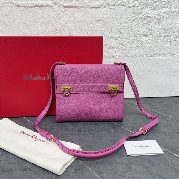 95新/菲拉格慕/包包/[251225XZWC]/C8875551606