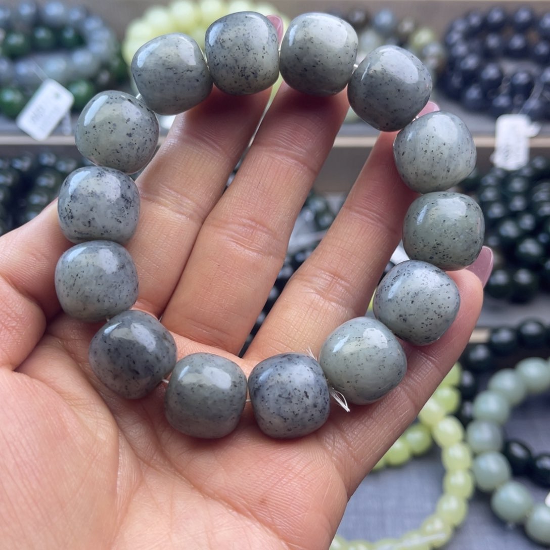 和田玉手链未镶嵌