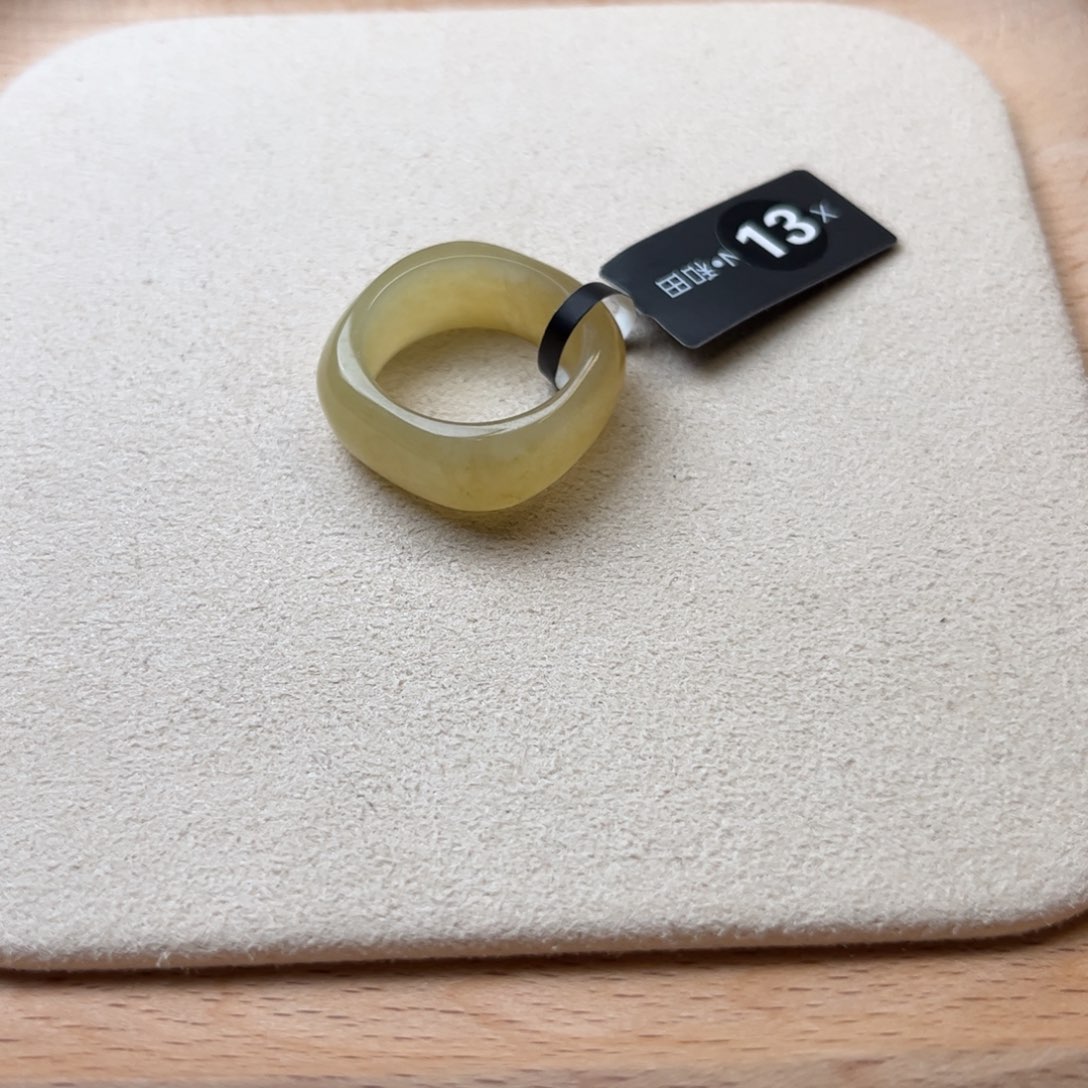 和田玉戒指未镶嵌