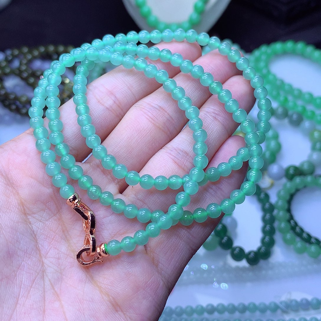 翡翠毛衣链未镶嵌