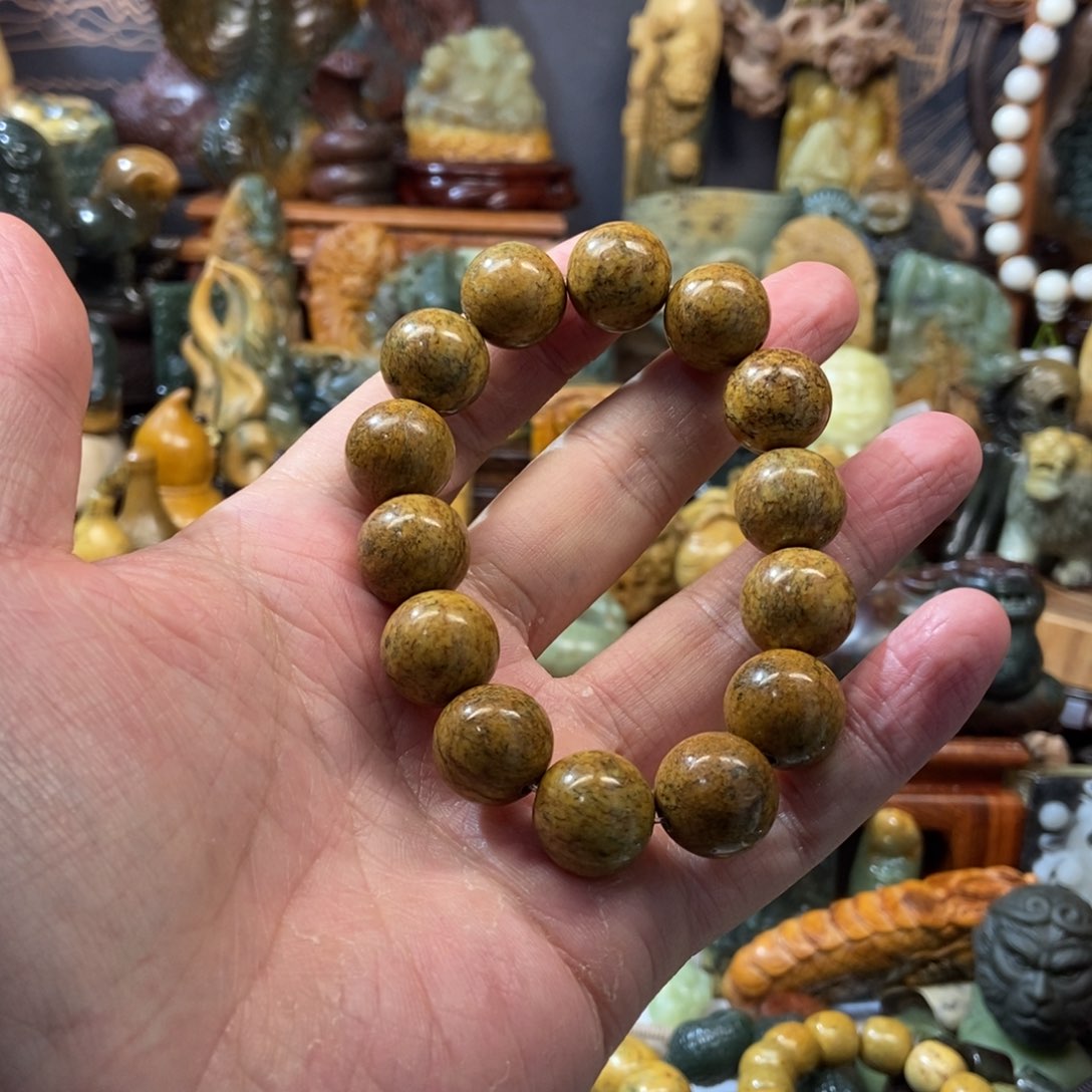 岫岩河磨玉（透闪石质玉）手串未镶嵌