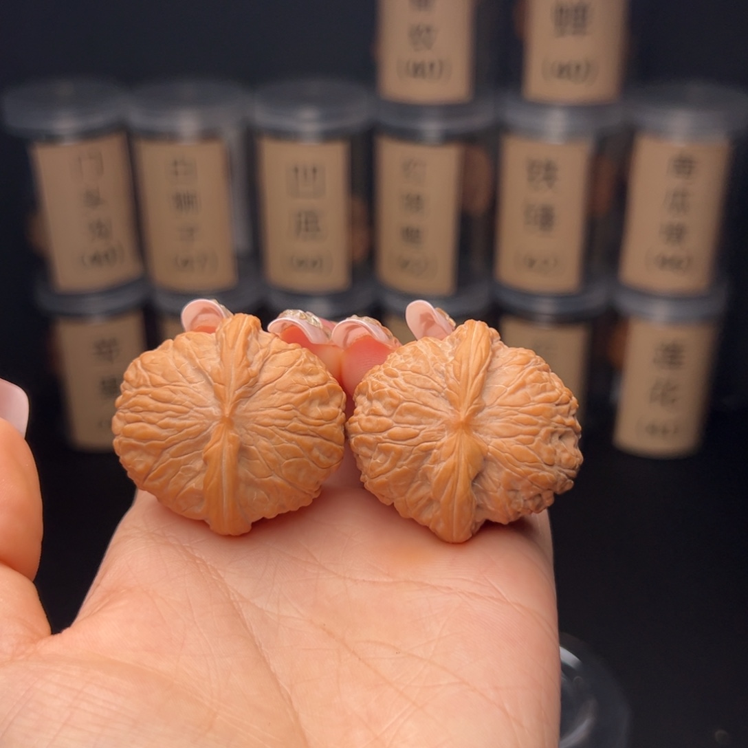 用***9文玩核桃吊坠乾隆磨