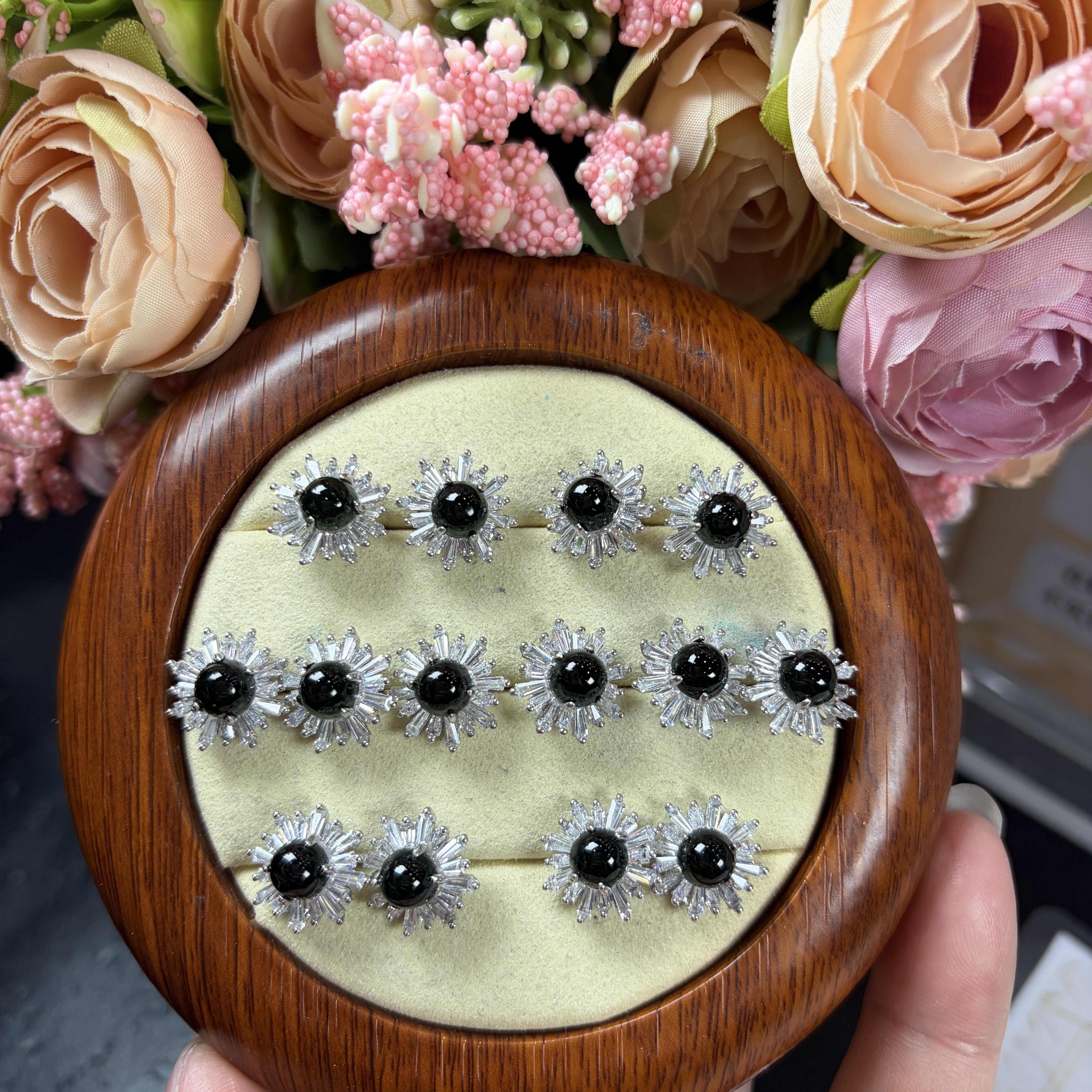 925银翡翠墨翠耳钉