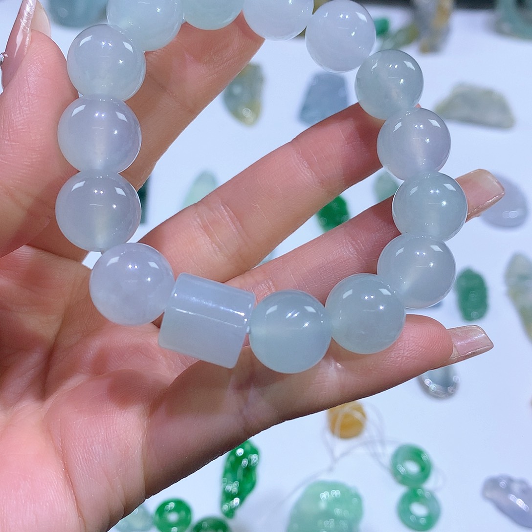 翡翠颈饰未镶嵌志****杰s手串