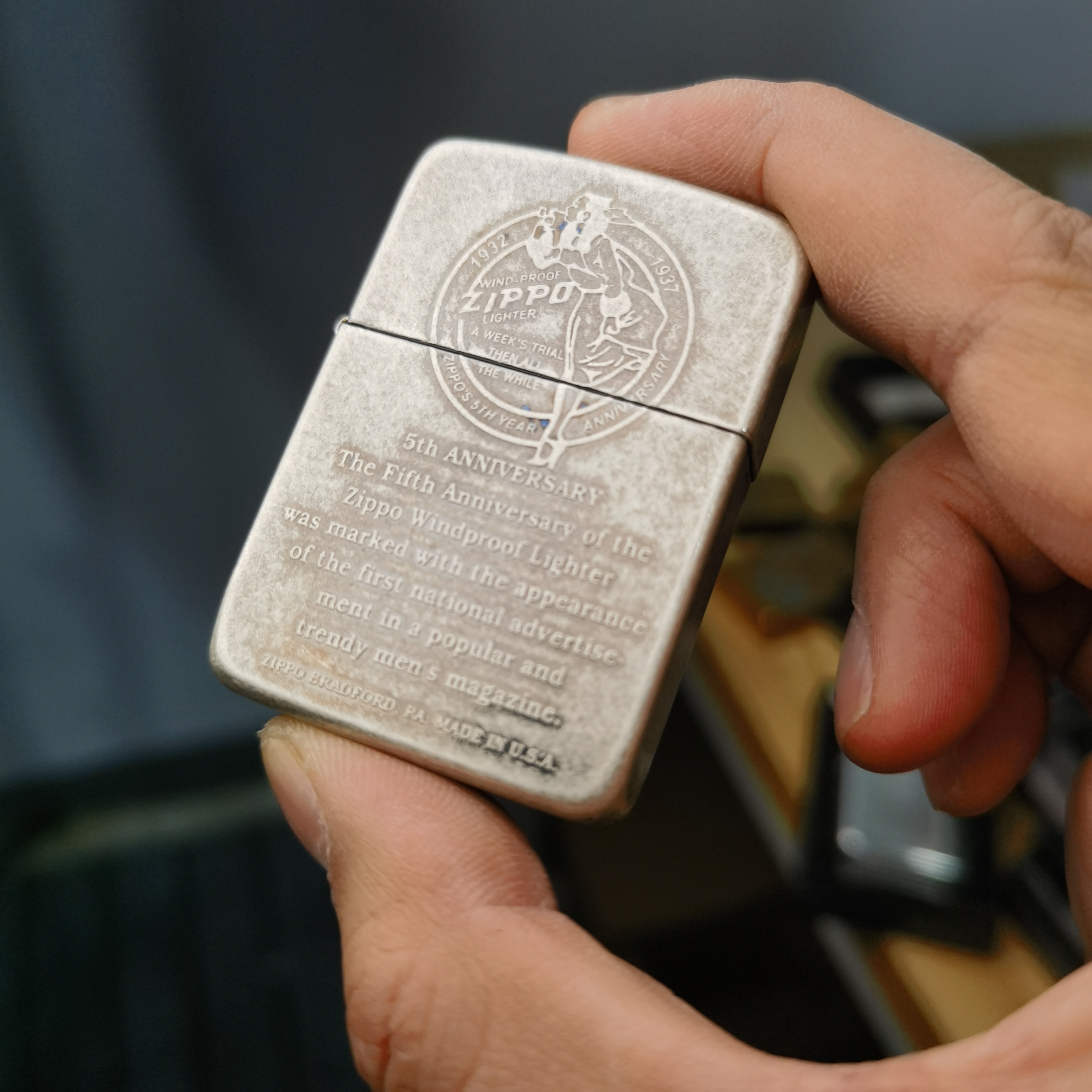 Zippo打火机古银1941复刻5周年风中女郎