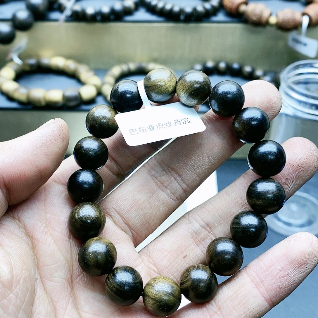 乌木类手串/手链虎沉