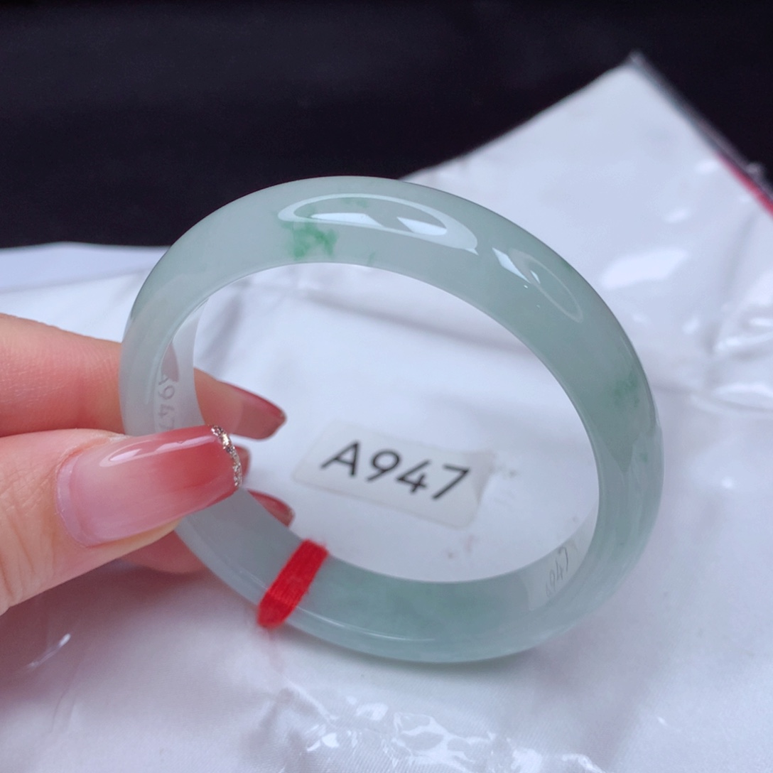 翡翠手镯未镶嵌手镯52