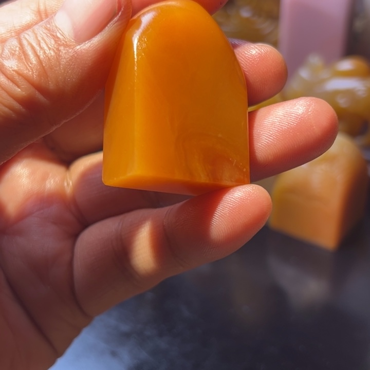 老挝石老挝北部田黄