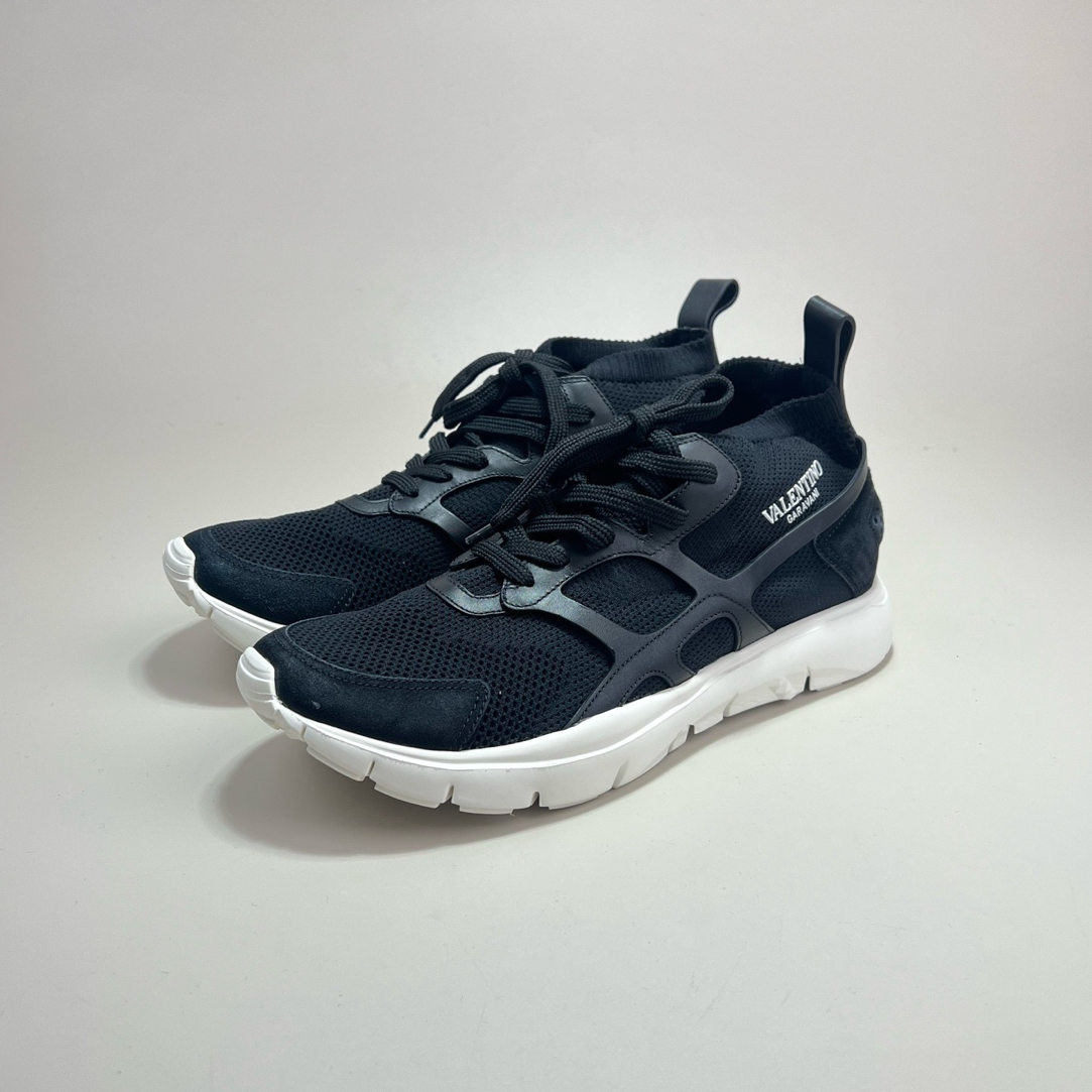 99新 Valentino/华伦天奴 华伦天奴黑色网面运动鞋42码15369