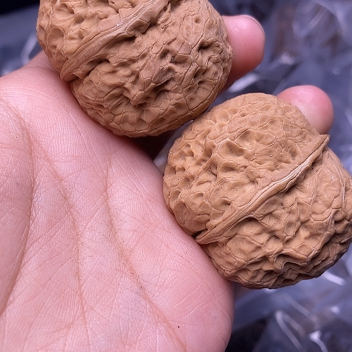 玲***子把件文玩核桃  257