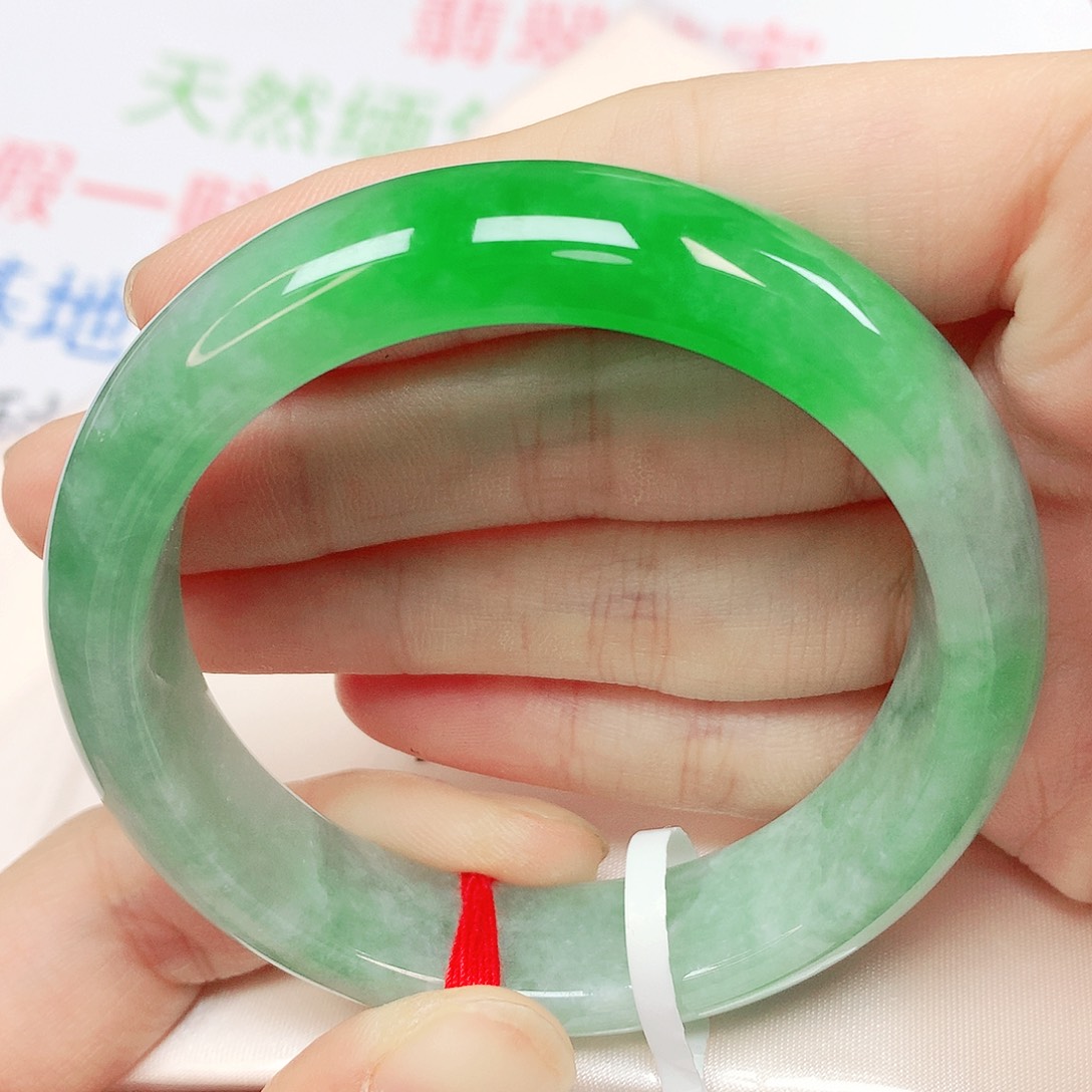 翡翠未镶嵌手镯翡翠手镯52