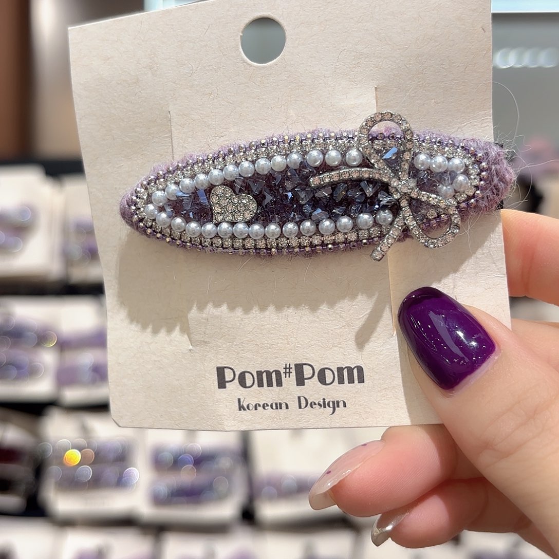 皮质铁合金蝴蝶结拜拜一个