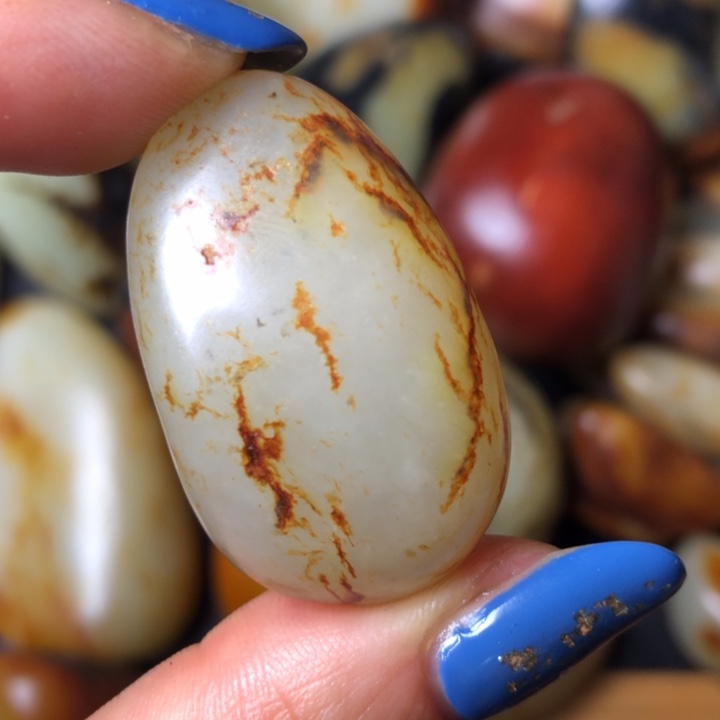 和田玉未镶嵌珠宝奇石