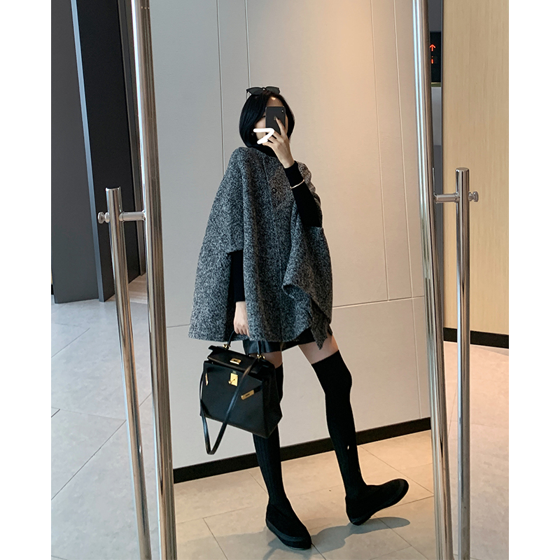 漫颜刘骆马绒羊毛混纺毛呢外套斗篷2022秋冬新品圆领套头无袖