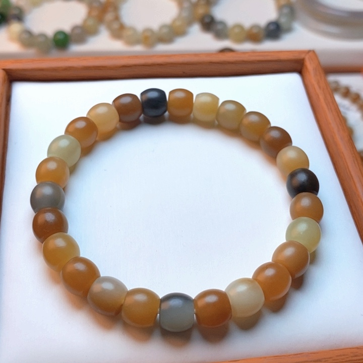 和田玉手链未镶嵌