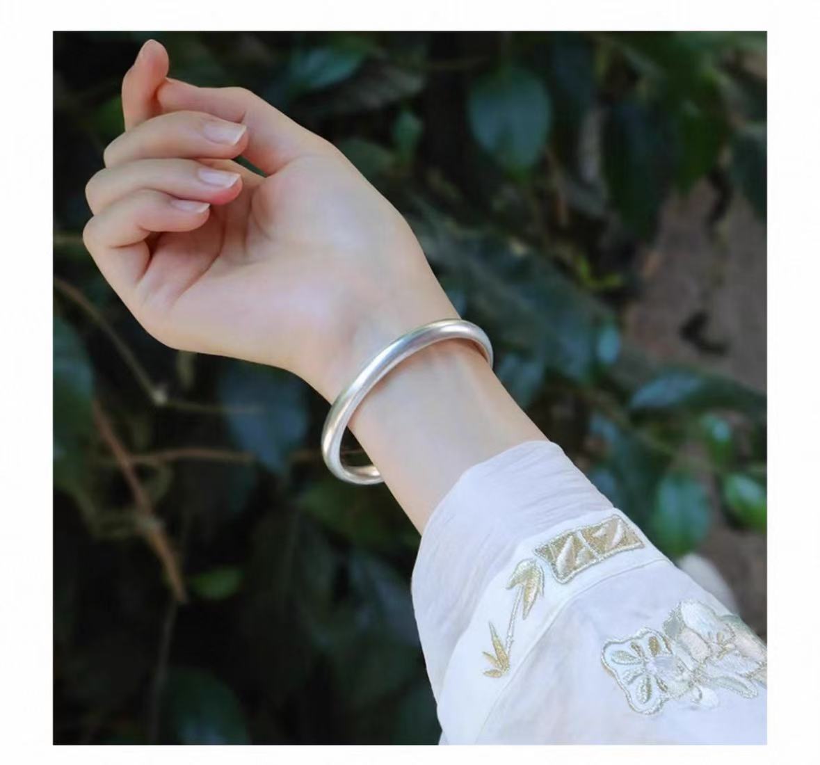 YZ056光面素圈精品银饰品手串  无礼盒