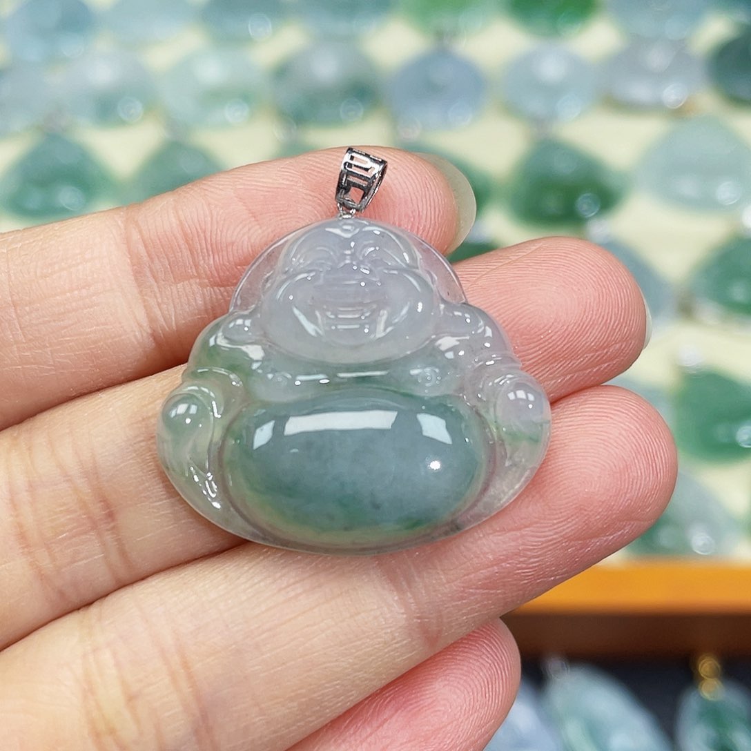 翡翠颈饰18K金镶嵌吊坠