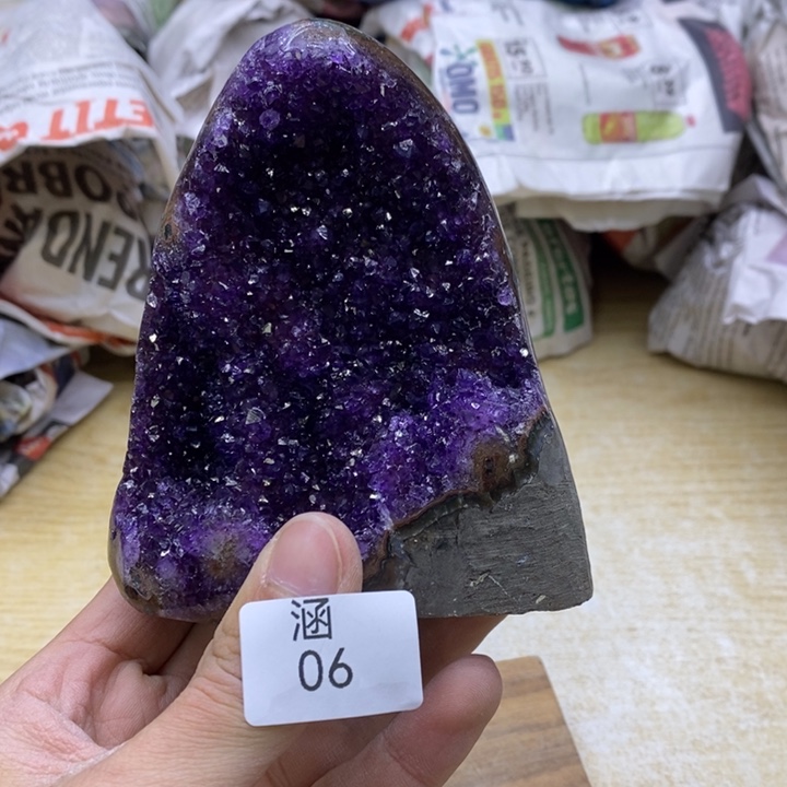 水晶大型摆件（非配饰）未镶嵌