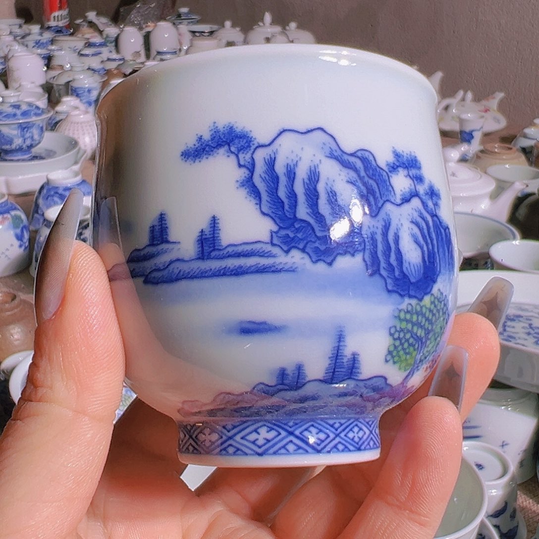 青花手绘山水功夫杯